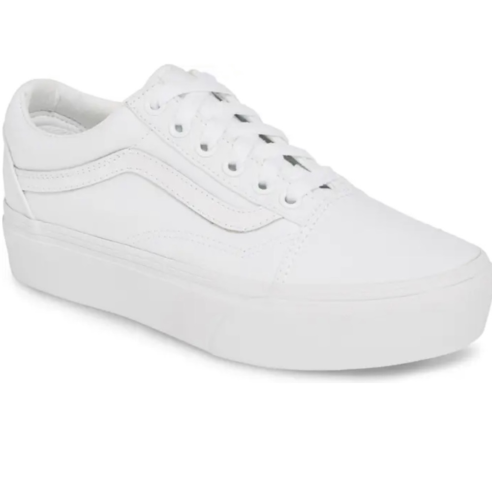 Vans Old Skool Platform Sneaker US Size W7. gently used.